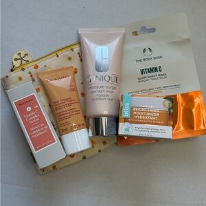 Brightening & Deep Hydration Skincare Set The Body Shop, Clinique, Clarins